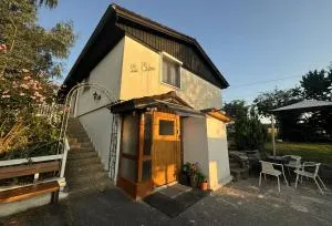 Joli Appartement paisible - Donneloye