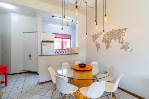 Apto confortável a 150m da Praia Brava RRA0205