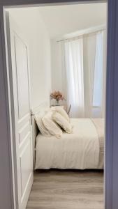 Shared Duplex Apartment Nice-Port