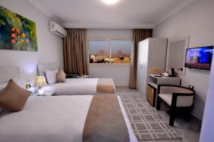 Topview Pyramids And Museum