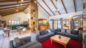 Botanica Guest House