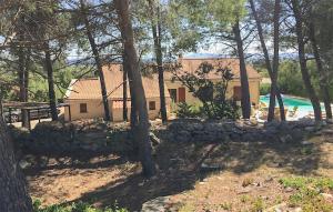 Maisons de vacances Nice Home In Cesseras With Wifi : photos des chambres