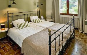 Maisons de vacances Nice Home In Cesseras With Wifi : photos des chambres