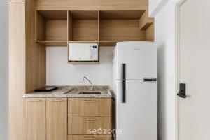 Studio cpiscina a 3 minutos do metrô BSS0703