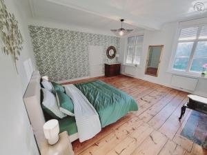 Maisons de vacances Louez une Maison de Maitre pour 11 Pers. a Arneke - Jardin, WiFi et Proche Commerces - FR-1-510-219 : photos des chambres