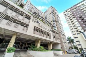 Condo , WIFI up to 100mbps , Infinity Pool