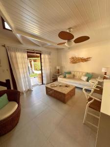 Casa a 4 Min da Praia de Manguinhos com Piscina, Sauna e Área Kids