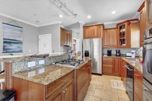 Deja Blue by Sea Scape Properties