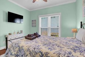 Deja Blue by Sea Scape Properties