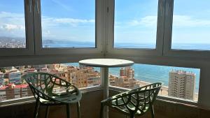 Ático a 50m del mar. Parking Gratis. AC