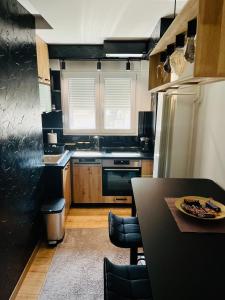 Apartment Black Diamond - Vracar, Belgrade
