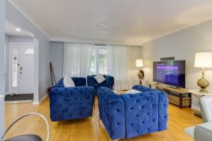 Beautiful house near Eglinton GO