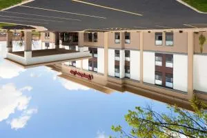 曼斯菲尔德/安大略希尔顿恒庭酒店 - Lucas