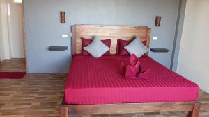 Than Prawet Waterfall villa