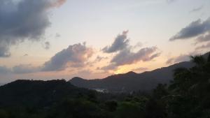 Than Prawet Waterfall villa