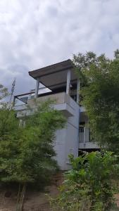 Than Prawet Waterfall villa