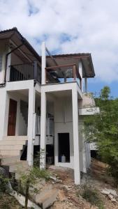 Than Prawet Waterfall villa