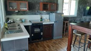 Than Prawet Waterfall villa