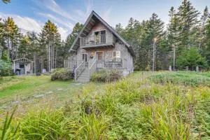 Cozy Acadia Area Cabin, Walk to Beach and Lighthouse - South Addison
