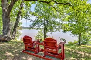 Rural Arkansas Vacation Rental with Lake Access - روسيلفيل