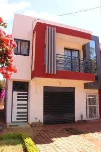 Appartement BIKA à 5 mn de l'aéroport d'Ivato - navette privée gratuite - Ambohimangakely