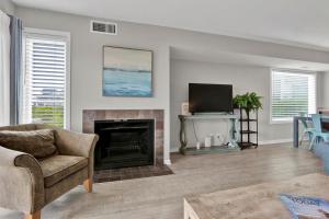 Coyote by Sea Scape Properties