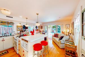 The Conch-Out Cottage