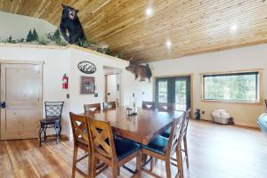 Bear Butte Retreat