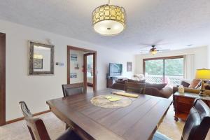 Shipwatch Pointe II P-302