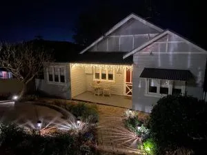 Kurrajong Holiday House - 1 Bedroom apartment - Upper Colo