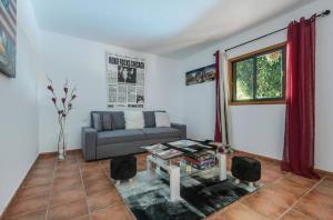 Reina del Atlántico by Villas Rivero