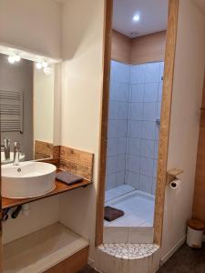 La Roche - Studio 2 étoiles Eco Responsable avec Tv Connectée