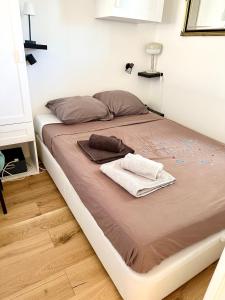 Élégant Appartement 2pièces PiscineVue mer parking