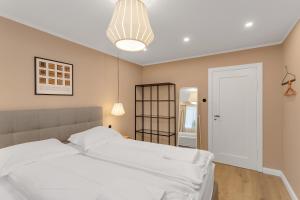 Modern Perfectly Located Apartment