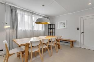 Modern Perfectly Located Apartment