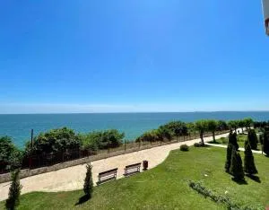 Fort Noks Panorama - Елените