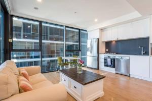 Convenient One-Bedroom Apartment in Brisbane Central Area