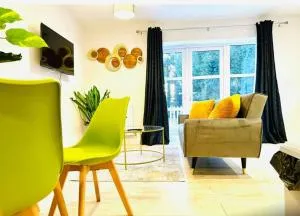 Dover Castle Luxury Apartment-Allocated Parking - West Langdon