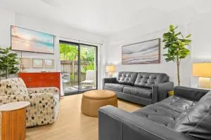 Newly remodeled 8-steps to sand path of Beach! - Point O'Rocks