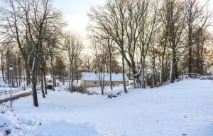 Amazing Home In Tomelilla With Wi-Fi