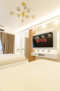 Hotel-Like Staycation1 MOA Pasay