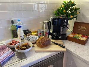 Kurrajong Holiday House - 1 Bedroom apartment