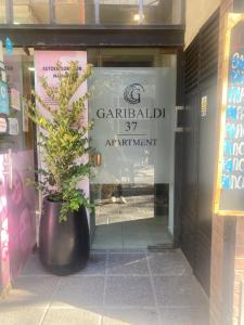 Garibaldi Apartments