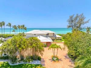 Exclusive 2-acre Beachfront Siesta Key Property! - Vamo