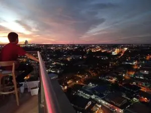 A Tower View Home - Сібу