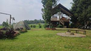 Landeuh Savana Pangrango Camp and Cottage by ABM