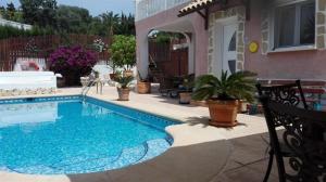 Casa tres coronas-Annexet