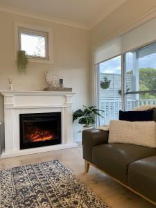 Sunny Shores Family Retreat
