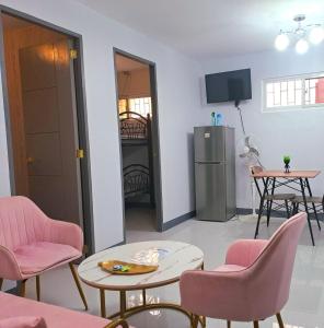 Go-Vitug Apartell, 2-8 pax, AC, Netflix, Parking - 3hvězdičkové hotely ve městě Olongapo