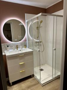 Appartements Mon Appart a la Plage, Piscine, Wifi, TV : photos des chambres
